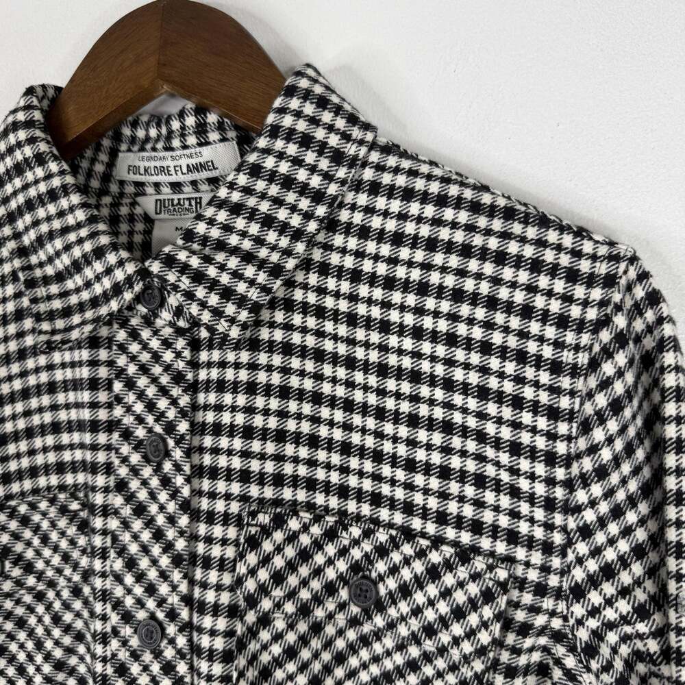 Duluth Trading Folklore Flannel Top Medium Black White Plaid Button Up Shirt